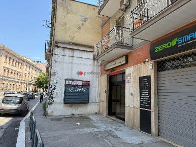 Foto Negozio in Via Vittime Civili 9, Foggia San Michele di 73 m²