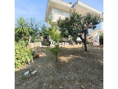 Foto Appartamento a Coriano Sant'andrea In Besanigo di 80 m² con 4 locali
