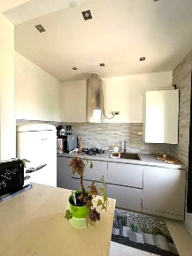 Foto Ufficio a Luni Casano Dogana Isola di 105 m² con 4 locali in vendita
