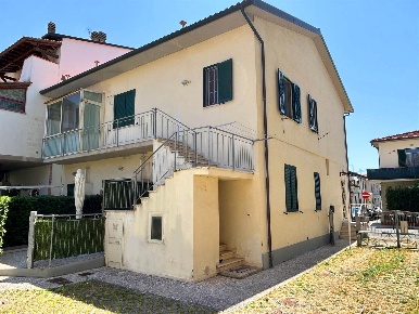 Foto Case semi ndipendenti in via Mascagni, Rosignano Marittimo di 115 m²