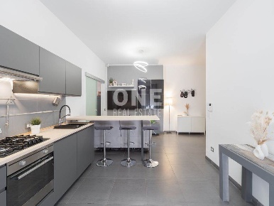 Foto Appartamento in Via Canova 28, Monza Via Lecco - Via Bergamo di 85 m²