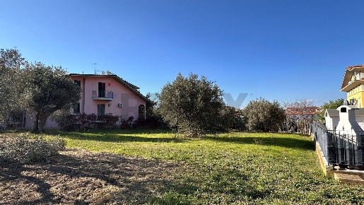 Foto Terreno residenziale in Via per Treglio, Lanciano Centro di 1600 m²