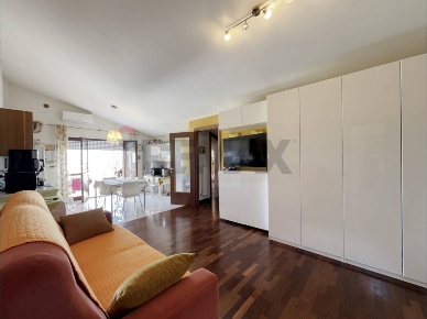 Foto Appartamento in Via Guglielmo Polzinetti 3, Lanciano Centro di 70 m²