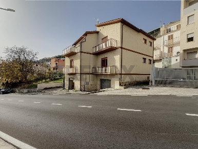 Foto Appartamento in Via Provinciale Taranta Peligna 10, Lama dei Peligni