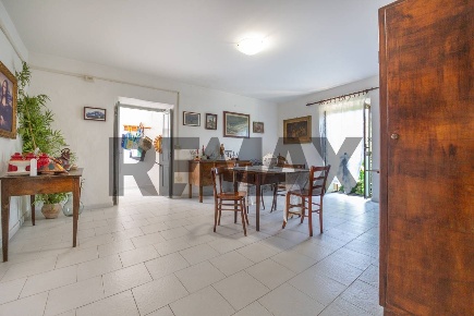 Foto Case semi ndipendenti in Roma snc, Giuliano Teatino Pantheon di 180 m²