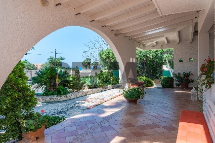 Foto Villa unifamiliare in via Ponza sn, Ragusa di 72 m² con 3 locali