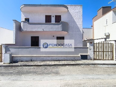 Foto Villa unifamiliare in via della Lampreda 22, Lecce Torre Chianca