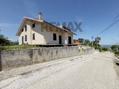 Foto Villa unifamiliare in Contrada Sant'Amico snc, Archi Sant'Amico