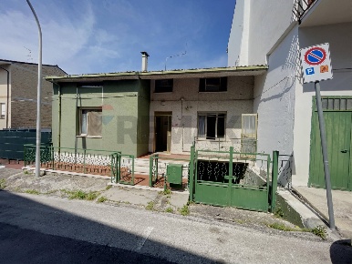Foto Casa indipendente in Via Orientale 9, Arielli Centro di 88 m²