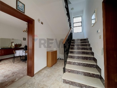 Foto Case semi ndipendenti in Via Orientale 35, Treglio Centro di 171 m²