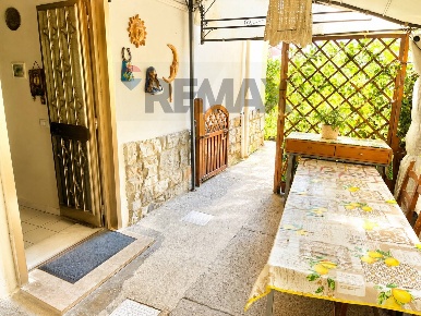 Foto Appartamento in Via Zagora 15, La Spezia Colli di 100 m² con 3 locali