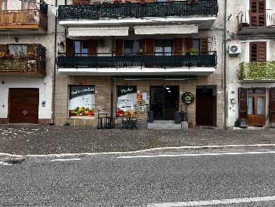 Foto Attività commerciale in Via Roma, Castel Frentano di 120 m² in vendita
