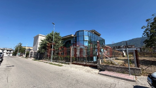 Foto Capannone industriale a Sperone di 450 m² in vendita