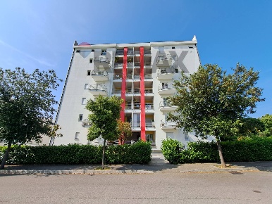 Foto Appartamento in Via Spataro 4/a, Lanciano di 88 m² con 5 locali