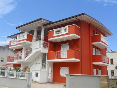 Foto Hotel in Via Del Convento 1/b, Francavilla al Mare Centro di 600 m²