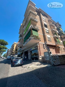 Foto Appartamento a Roma di 95 m² con 3 locali in vendita