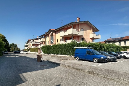 Foto Appartamento in VIALE ROMAGNA 1, Bernareggio Centro di 100 m²