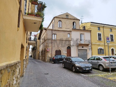 Foto Casa indipendente in Piazza dei Frentani 1/2, Lanciano Centro