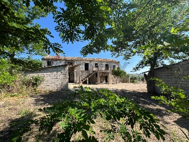 Foto Rustico in Contrada Minco Di Licio 15, Casoli di 300 m² con 8 locali