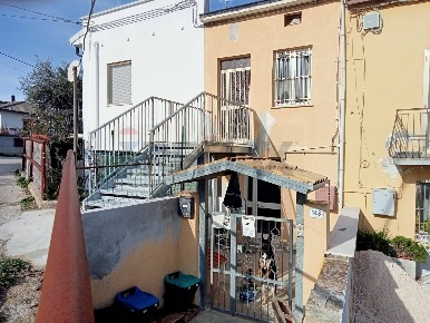 Foto Case semi ndipendenti in Contrada Follani 143, Lanciano Centro