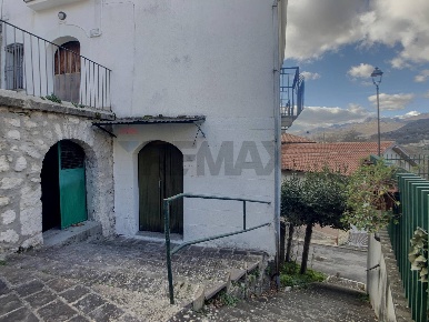 Foto Case semi ndipendenti in P.zza IV Novembre 4, Fallo di 55 m²