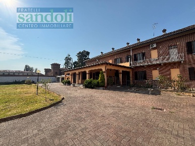 Foto Casa indipendente in Via Vercelli, Sali Vercellese di 300 m²