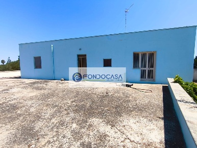 Foto Casa indipendente in via Rondoni, Lecce Torre Chianca di 155 m²