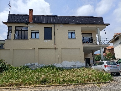 Foto Capannone industriale a Rivara di 1419 m² con 1 locali in vendita