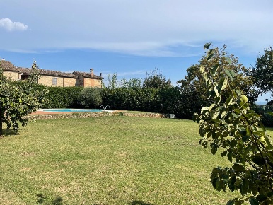Foto Appartamento a Sovicille di 115 m² con 5 locali in vendita