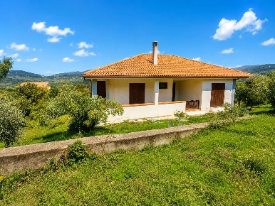 Foto Villa bifamiliare in Contrada SAN BIAGIO MATONTI 1, Laureana Cilento