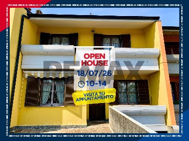 Foto Villa a schiera in Via Santa Lucia 4, Grassobbio di 142 m² in vendita