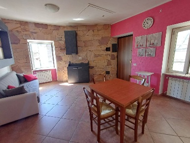 Foto Appartamento in via S. Antonio, Caprarola Centro di 45 m² con 3 locali