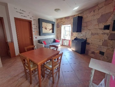 Foto Appartamento in via S. Antonio, Caprarola Centro di 45 m² con 3 locali