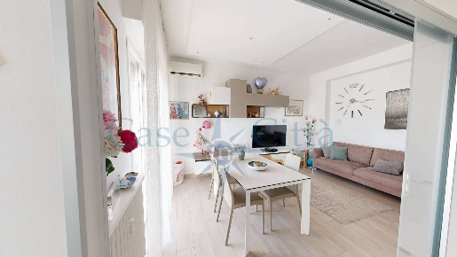 Foto Appartamento in Via Domenico Millelire, Milano Piazzale Siena di 85 m²