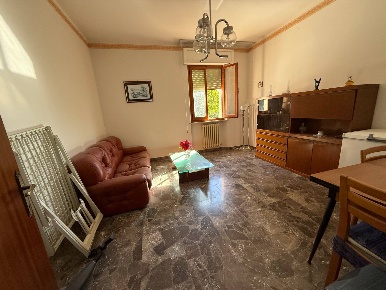 Foto Appartamento a Fermo di 108 m² con 7 locali in vendita