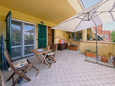 Foto Villa a schiera in Via Chiesuola, Aulla Caprigliola di 103 m²