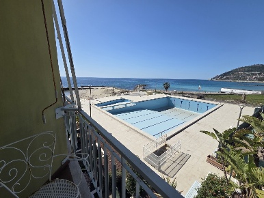 Foto Appartamento in Vicolo Foce 27, Sanremo Corso degli Inglesi di 52 m²