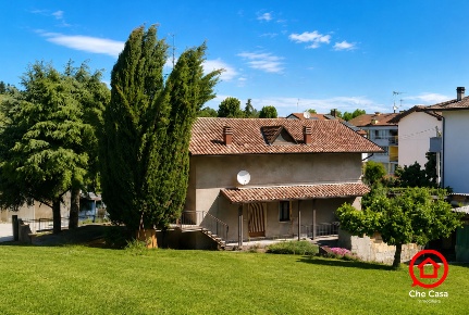 Foto Villa bifamiliare in Piazza indipendenza 14, Cesena di 220 m²