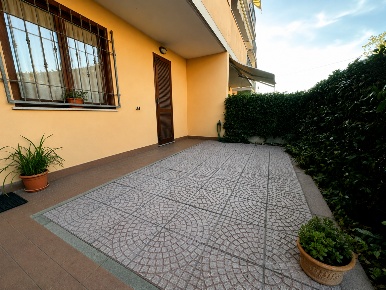 Foto Appartamento a Viareggio Torre del Lago di 78 m² con 5 locali