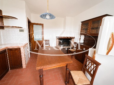 Foto Casa indipendente a Ponsacco di 87 m² con 4 locali in vendita