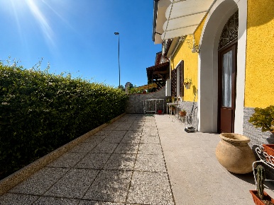 Foto Casa indipendente a Viareggio Bicchio - Varignano di 40 m² in vendita
