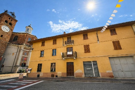 Foto Casa indipendente in Corso Libertà  1, Borgo d'Ale di 500 m²