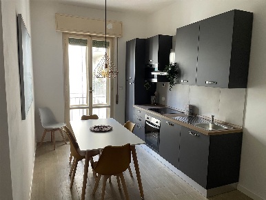 Foto Appartamento a Firenze Novoli di 95 m² con 4 locali in affitto