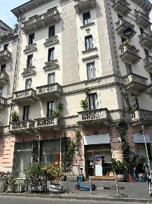 Foto Attività commerciale in Via Popoli Uniti 1, Milano Rovereto di 72 m²
