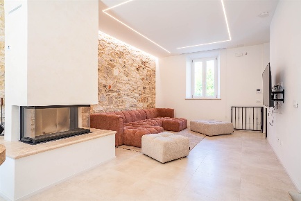 Foto Case semi ndipendenti in Via Gorizia 3, Asciano Centro di 220 m²