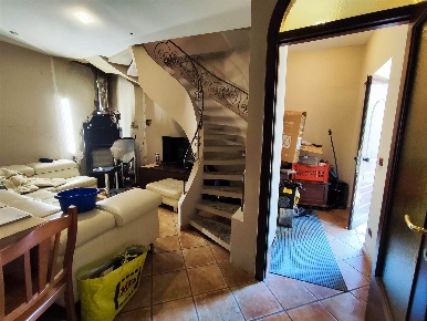 Foto Appartamento a Montella di 180 m² con 7 locali in vendita