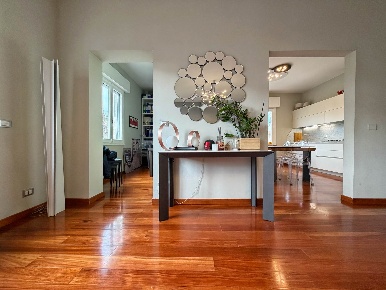 Foto Case semi ndipendenti a Livorno Ardenza di 153 m² con 5 locali