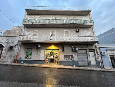 Foto Casa indipendente in Via Indipendenza n. 56, Pachino Centro di 270 m²
