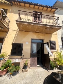 Foto Casa indipendente in VIA MOSSE, Montefiascone di 50 m² in vendita