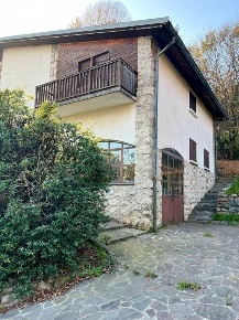 Foto Villa unifamiliare in via MASSIMO D'AZEGLIO 4, Ballabio Centro